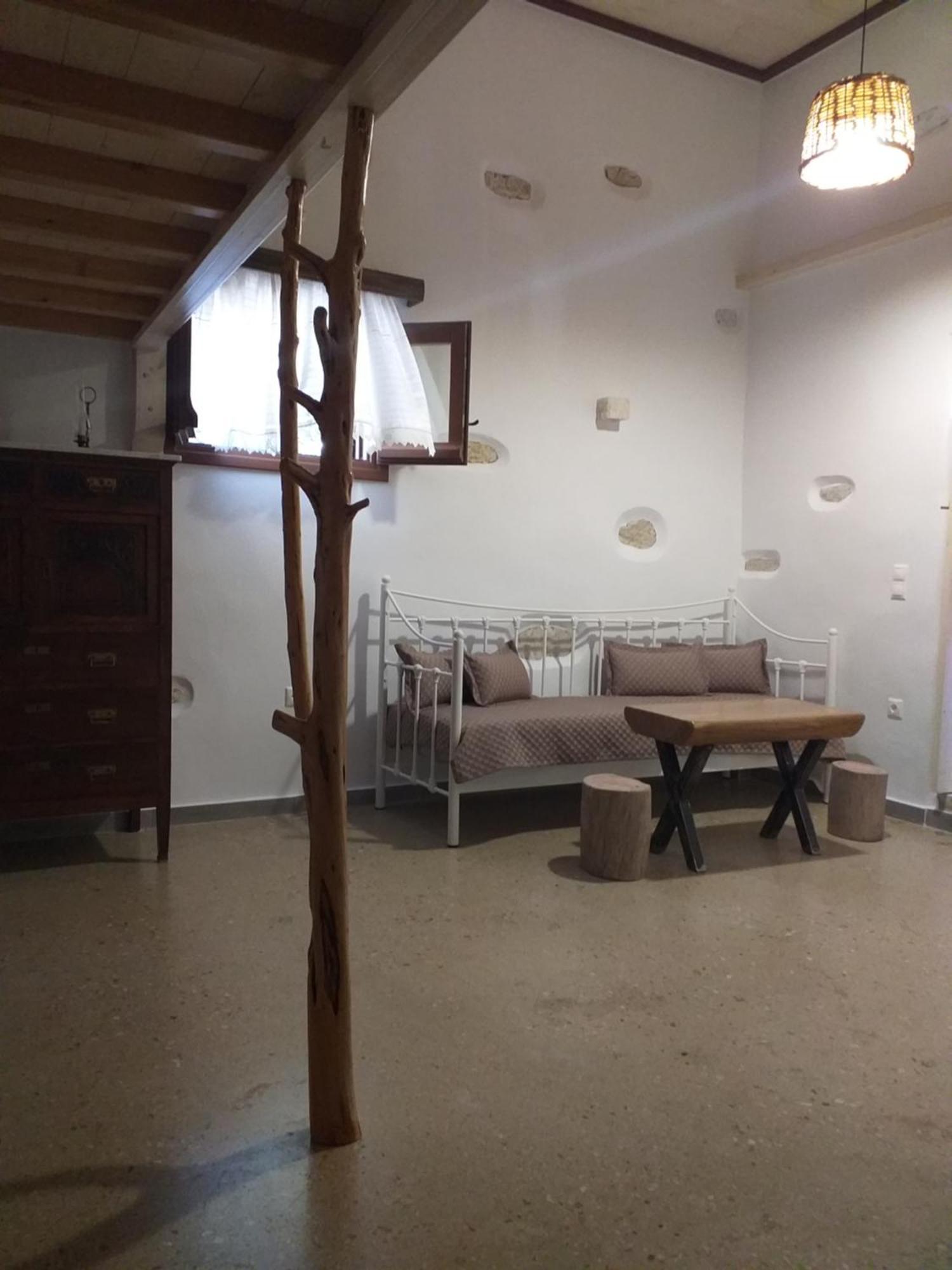 Imellos Apérathos Zimmer foto